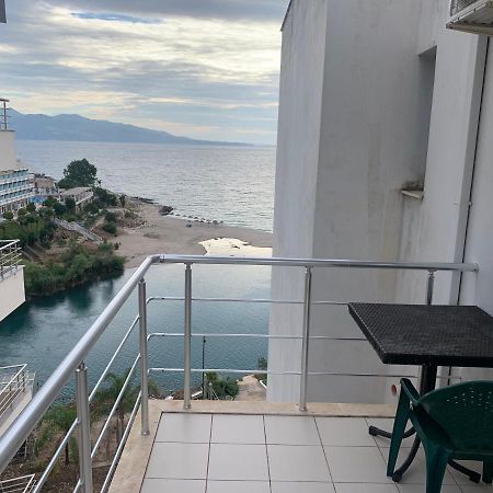 Adriatik Apartaments Sarandë Exteriör bild
