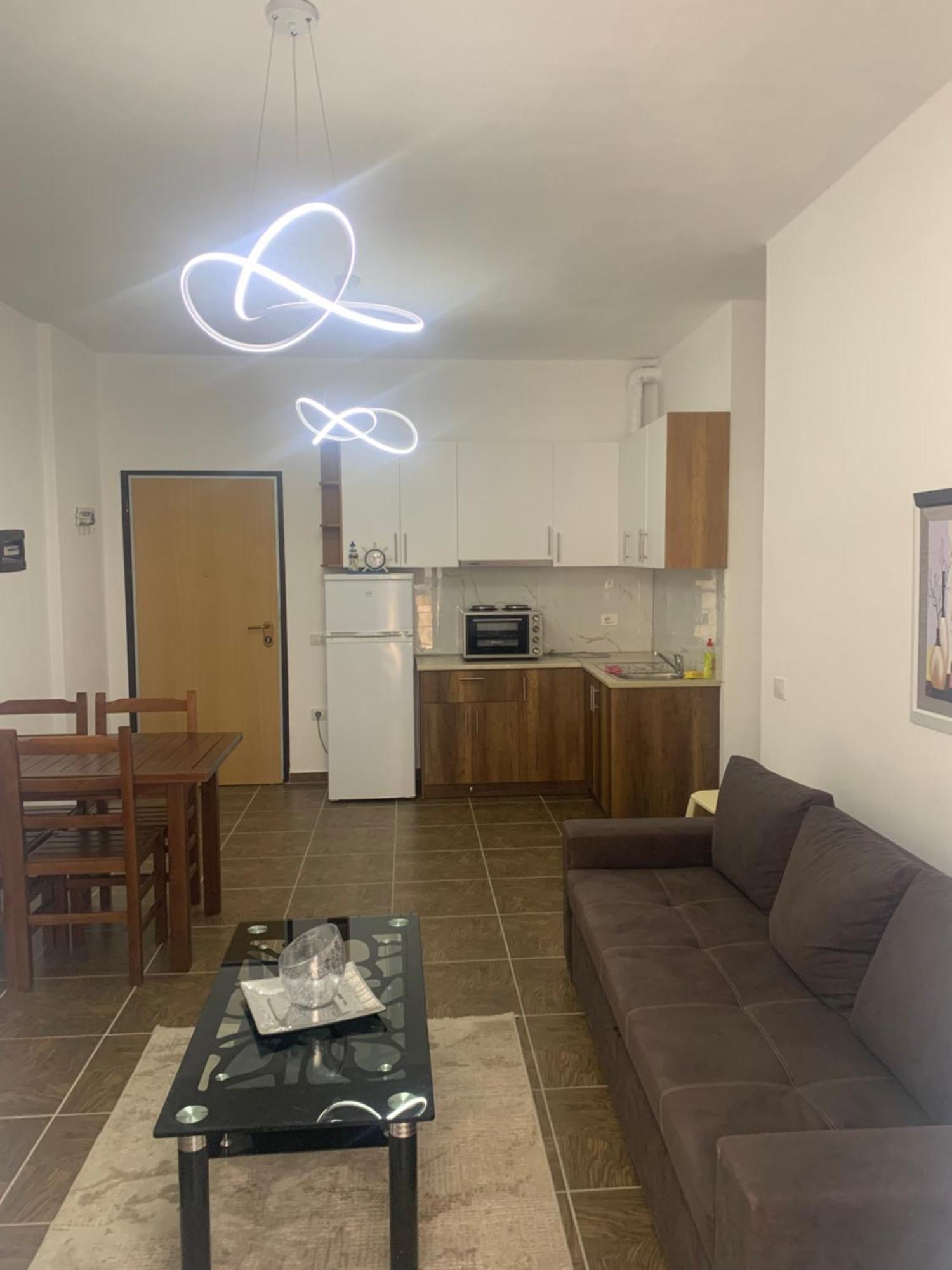 Adriatik Apartaments Sarandë Exteriör bild