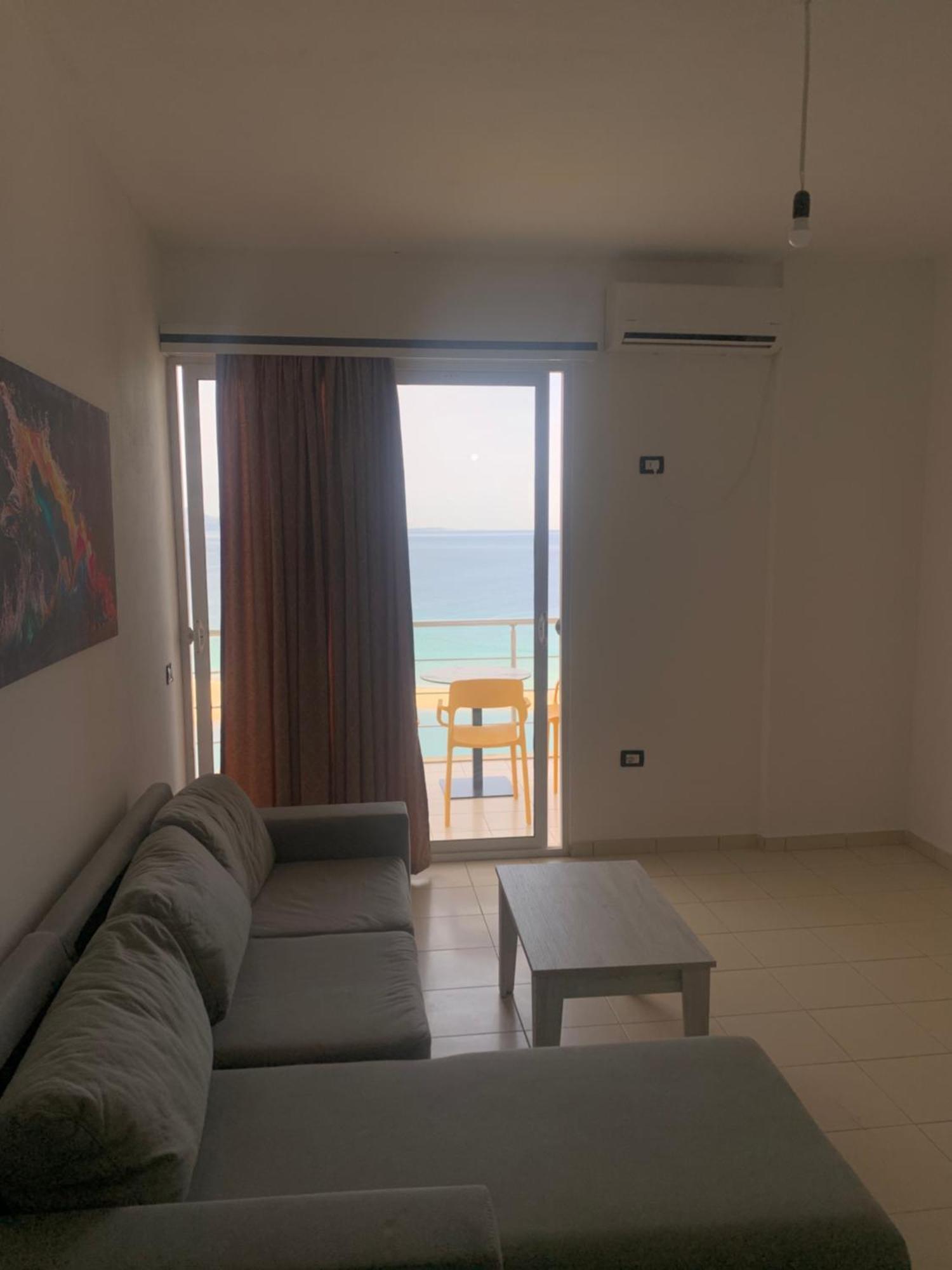 Adriatik Apartaments Sarandë Exteriör bild