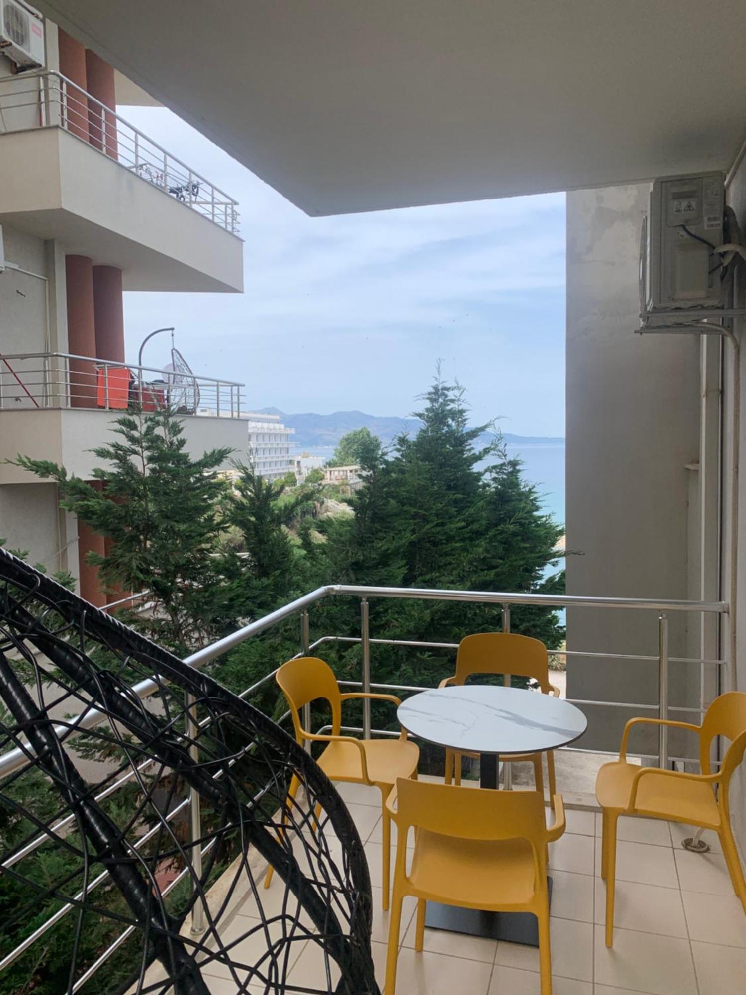 Adriatik Apartaments Sarandë Exteriör bild