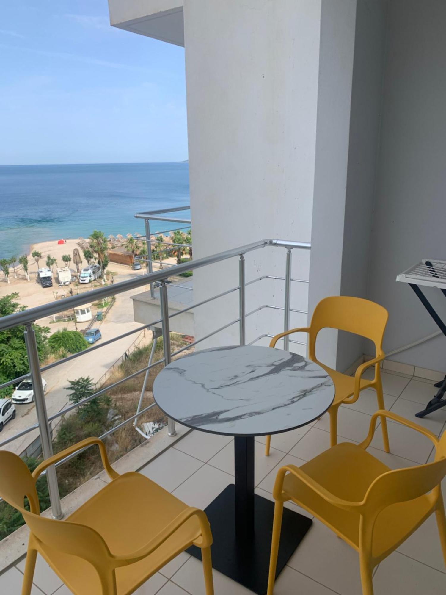 Adriatik Apartaments Sarandë Exteriör bild